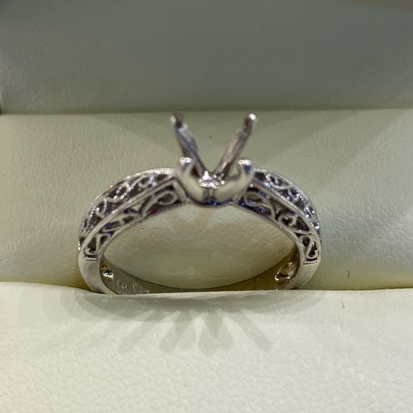 14K white gold setting. All it needs is your stone. - Picture 4 of 11